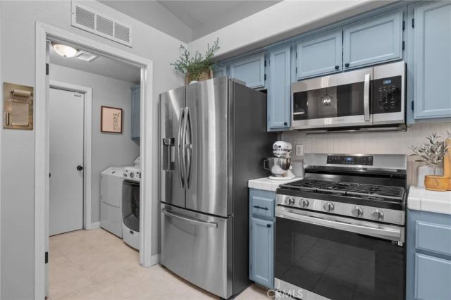 9906 Boone Valley Drive, Bakersfield, CA 93312