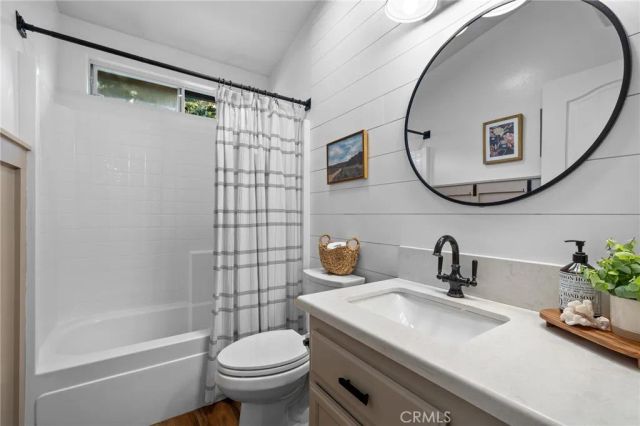 9906 Boone Valley Drive, Bakersfield, CA 93312
