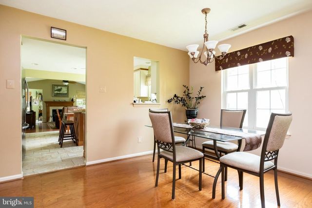 128 SANDPIPER LN, West Deptford, NJ 08086