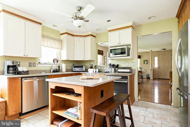 128 SANDPIPER LN, West Deptford, NJ 08086