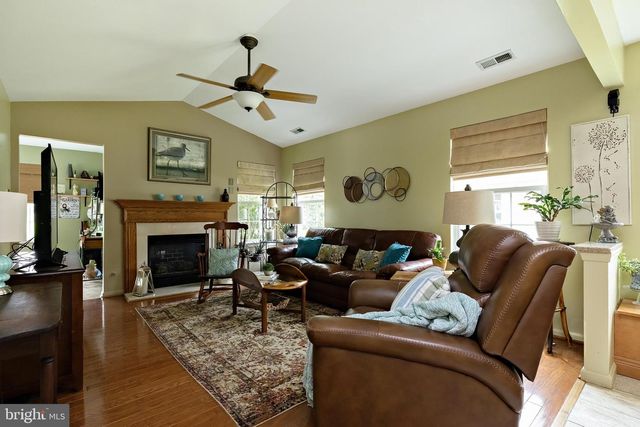 128 SANDPIPER LN, West Deptford, NJ 08086