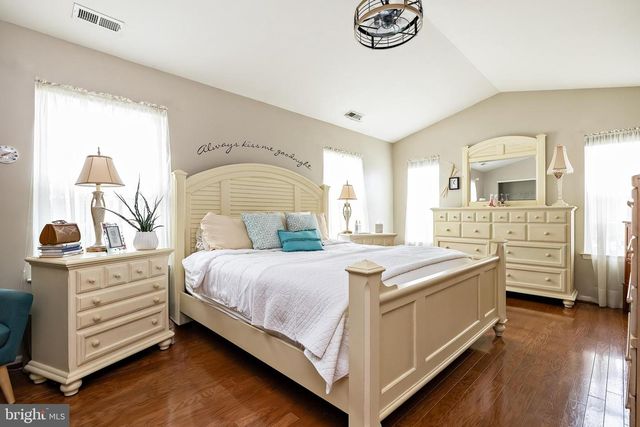 128 SANDPIPER LN, West Deptford, NJ 08086