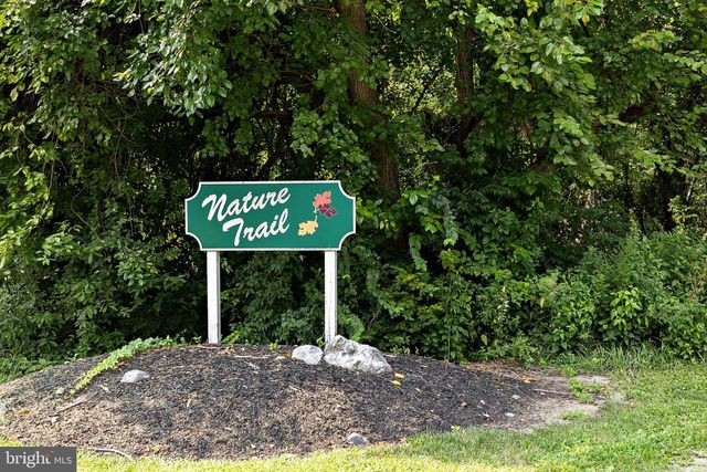 128 SANDPIPER LN, West Deptford, NJ 08086