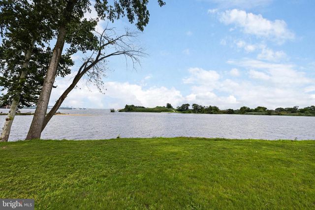 128 SANDPIPER LN, West Deptford, NJ 08086