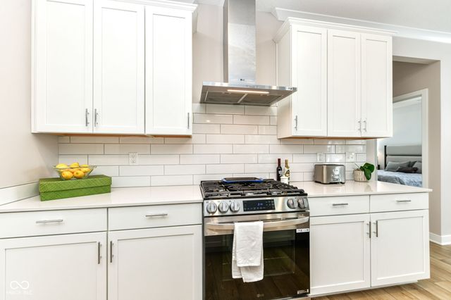 19478 Honeylocust Glen, Noblesville, IN 46062