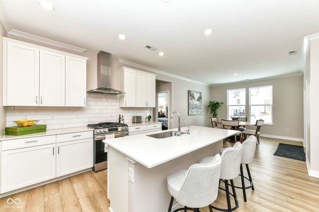 19478 Honeylocust Glen, Noblesville, IN 46062