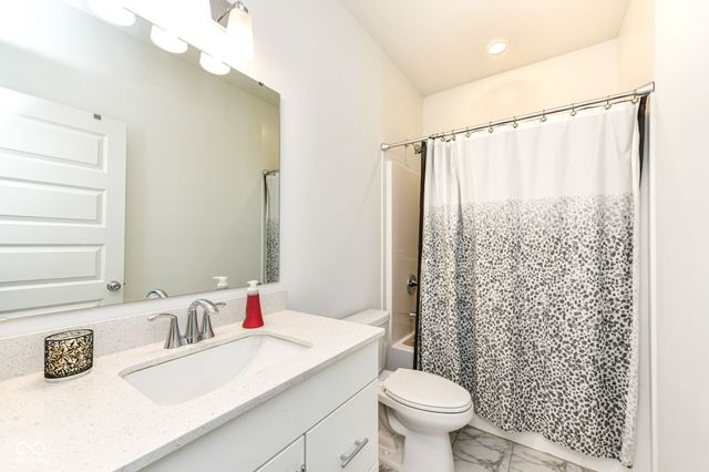 19478 Honeylocust Glen, Noblesville, IN 46062