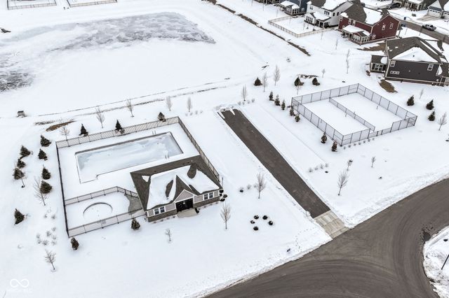 19478 Honeylocust Glen, Noblesville, IN 46062