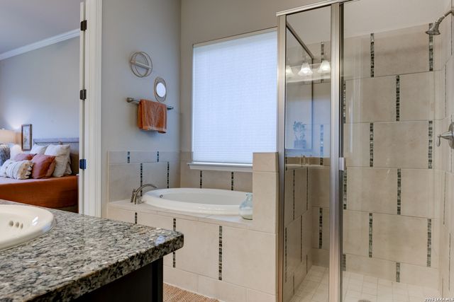 542 Tranquil Oak, San Antonio, TX 78260