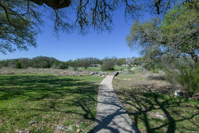 542 Tranquil Oak, San Antonio, TX 78260
