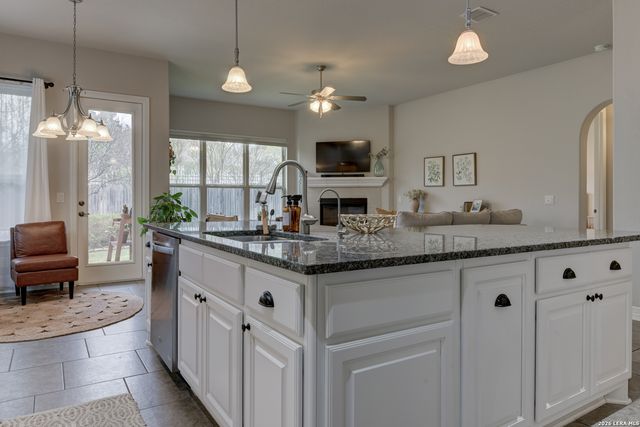 542 Tranquil Oak, San Antonio, TX 78260