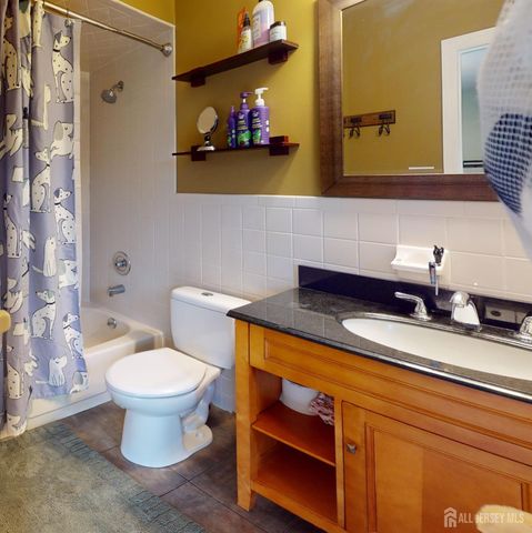 169 Nathan Drive, North Brunswick, NJ 08902