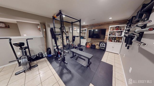 169 Nathan Drive, North Brunswick, NJ 08902