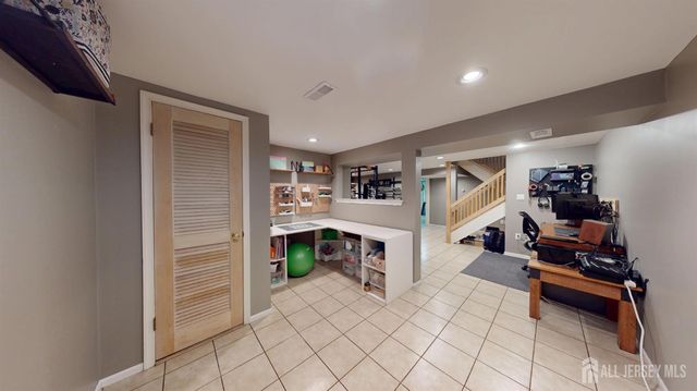 169 Nathan Drive, North Brunswick, NJ 08902