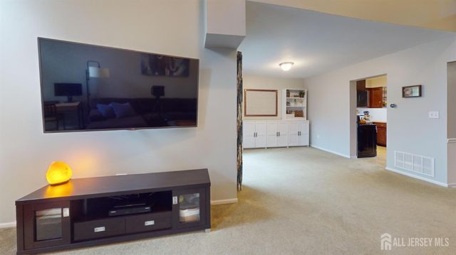 169 Nathan Drive, North Brunswick, NJ 08902