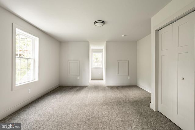 105 LAKE RD, Elizabethtown, PA 17022