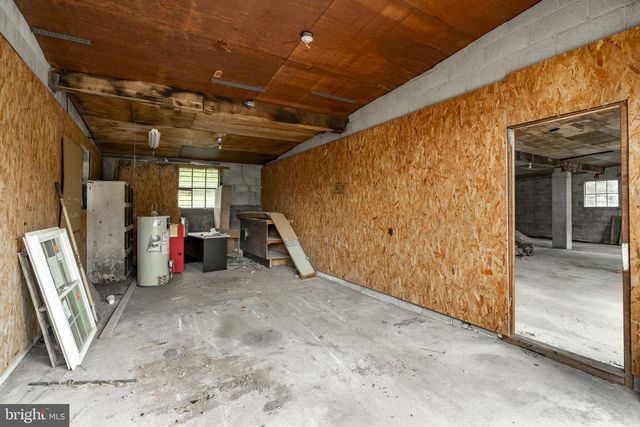 105 LAKE RD, Elizabethtown, PA 17022
