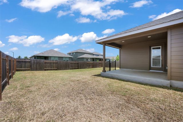 257 Fossil DR, Kyle, TX 78640