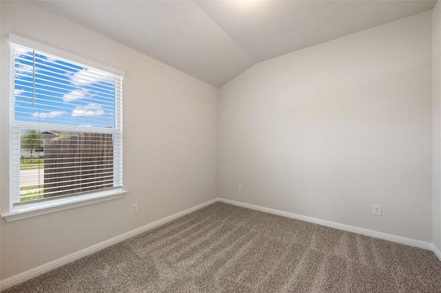 257 Fossil DR, Kyle, TX 78640
