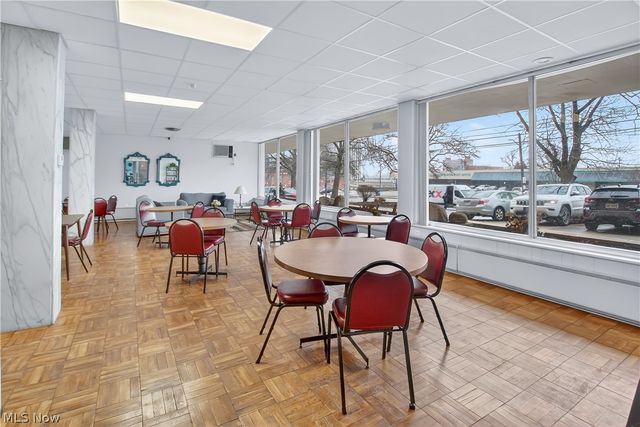 1480 Warren Road 708, Lakewood, OH 44107