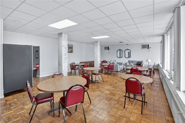 1480 Warren Road 708, Lakewood, OH 44107