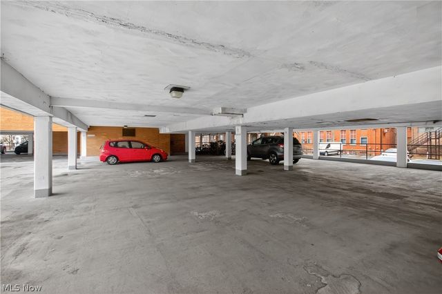 1480 Warren Road 708, Lakewood, OH 44107