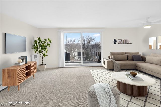 1480 Warren Road 708, Lakewood, OH 44107