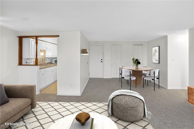 1480 Warren Road 708, Lakewood, OH 44107