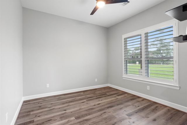 4410 12th Street, Dickinson, TX 77539