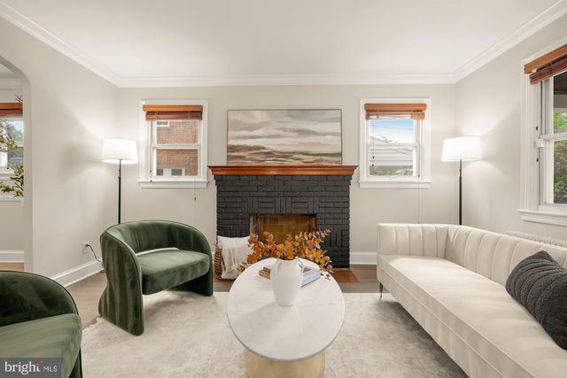 325 OGLETHORPE ST NW, Washington, DC 20011