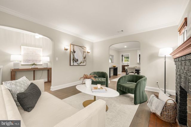 325 OGLETHORPE ST NW, Washington, DC 20011