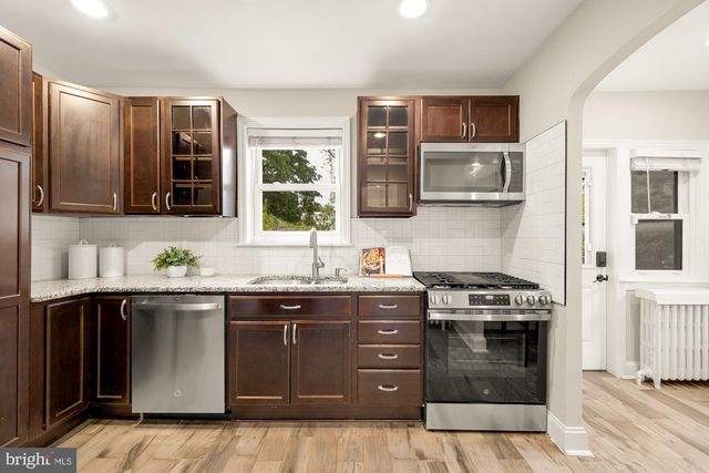 325 OGLETHORPE ST NW, Washington, DC 20011