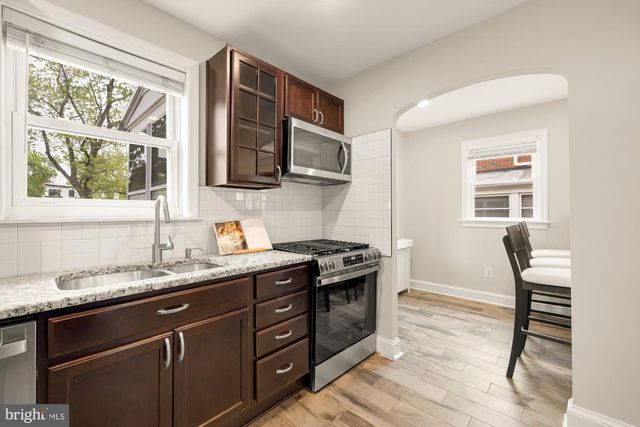 325 OGLETHORPE ST NW, Washington, DC 20011