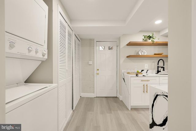 325 OGLETHORPE ST NW, Washington, DC 20011