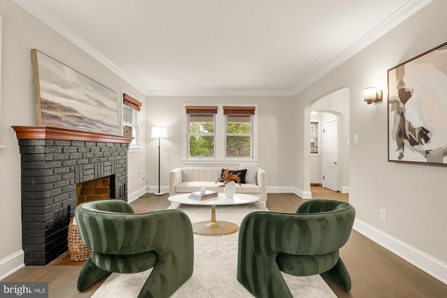 325 OGLETHORPE ST NW, Washington, DC 20011