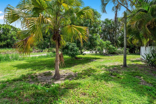 17081 Newport Club Drive, Boca Raton, FL 33496