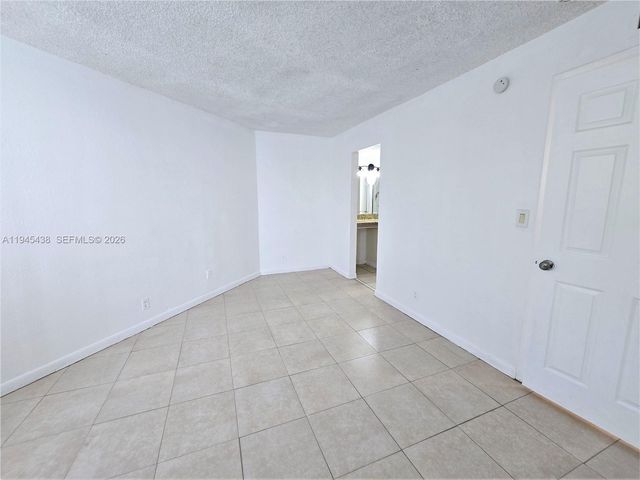 1850 N Congress Ave 311, West Palm Beach, FL 33401