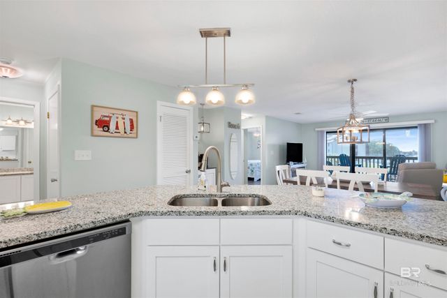 4723 PORT SIDE Lane 201, Gulf Shores, AL 36542
