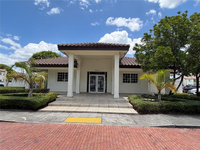 8802 NW 109th Court 607, Doral, FL 33178