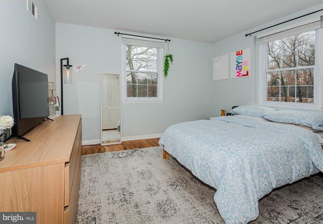 1555 CROFTON PKWY, Crofton, MD 21114