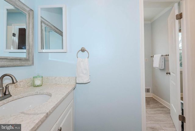 1555 CROFTON PKWY, Crofton, MD 21114