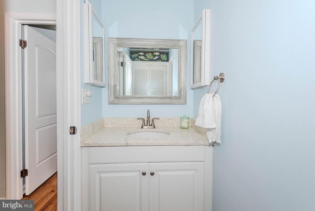 1555 CROFTON PKWY, Crofton, MD 21114