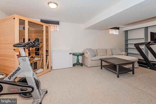 1555 CROFTON PKWY, Crofton, MD 21114