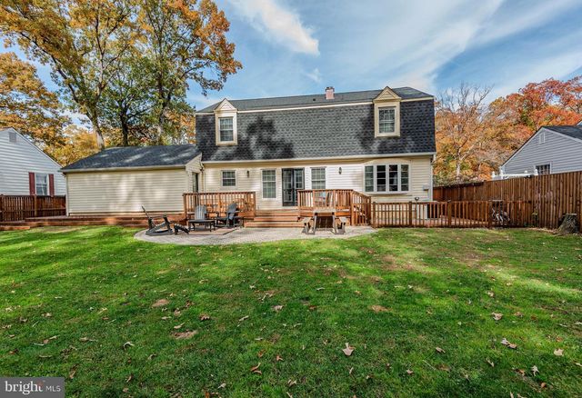 1555 CROFTON PKWY, Crofton, MD 21114