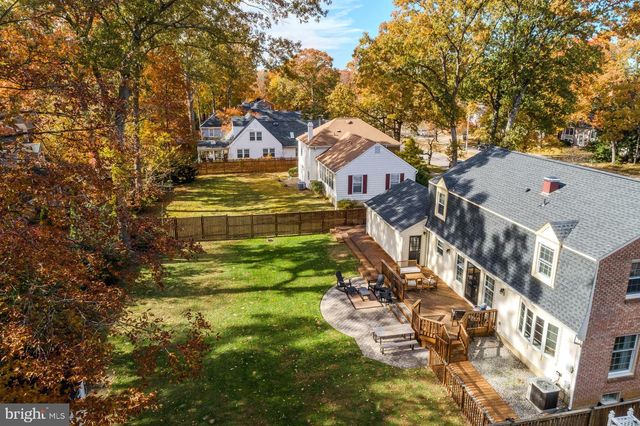 1555 CROFTON PKWY, Crofton, MD 21114