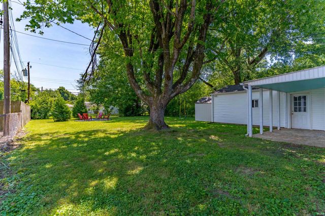 3317 Stratford Road, Evansville, IN 47710