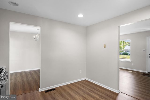 28 JUNIPER, Somerdale, NJ 08083