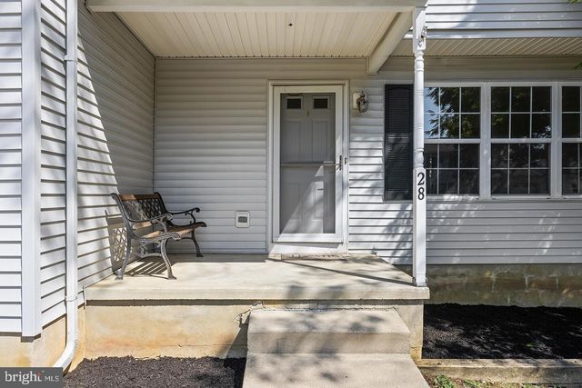28 JUNIPER, Somerdale, NJ 08083