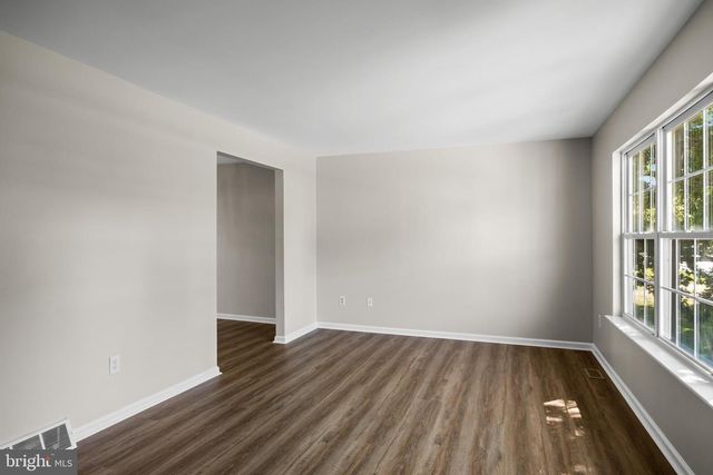 28 JUNIPER, Somerdale, NJ 08083