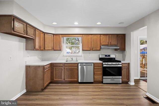 28 JUNIPER, Somerdale, NJ 08083